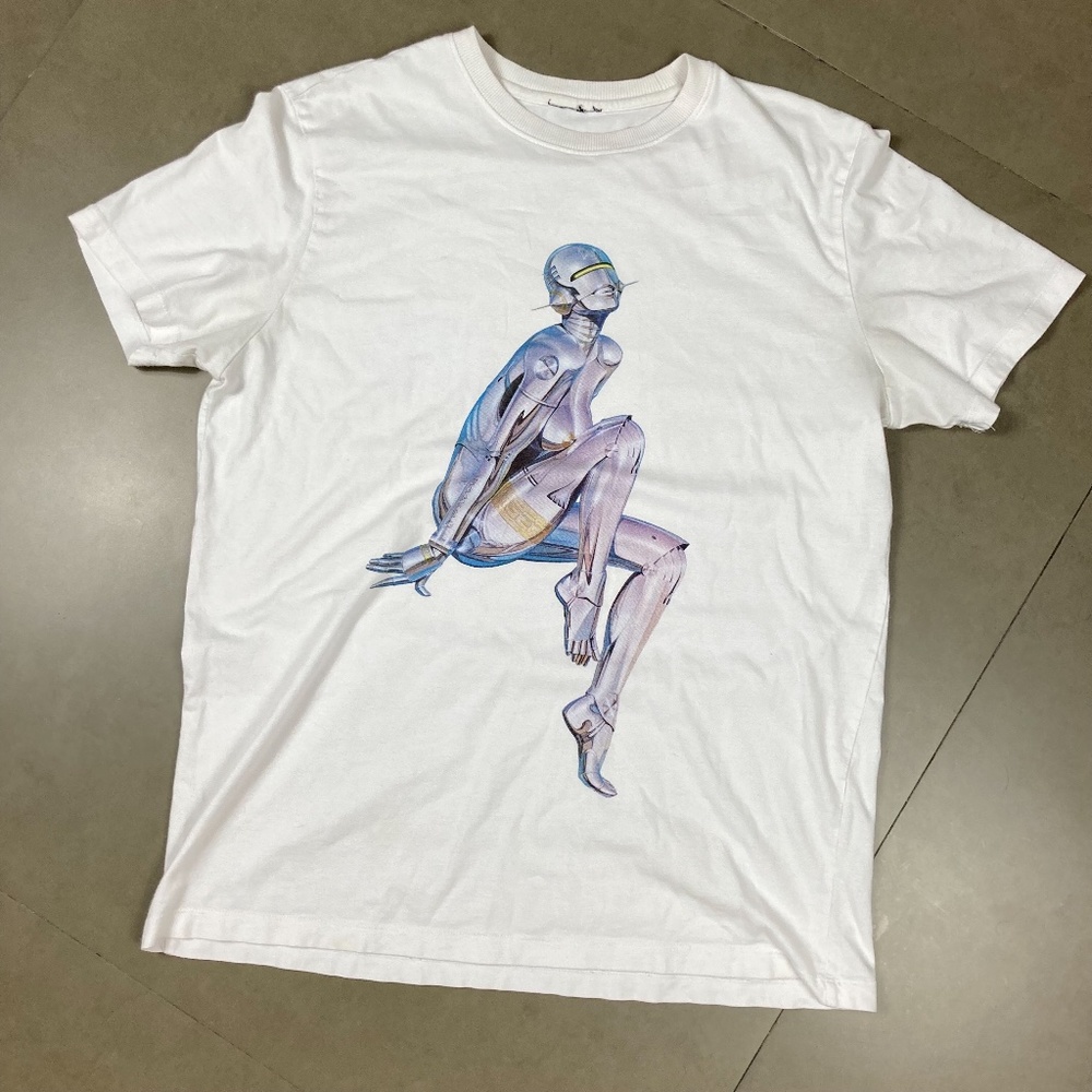 Sorayama ‘85 Sitting Robot Graphic Art Print Shirt